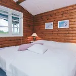 6 Person In *