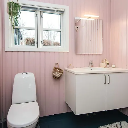 Дом отдыха 6 Person In *