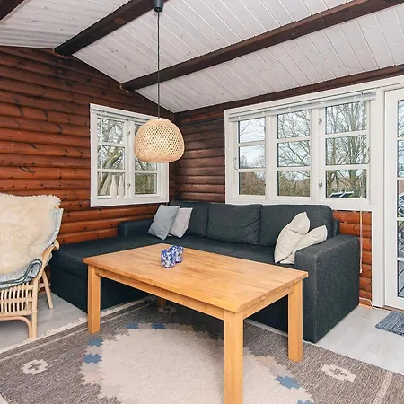 6 Person In * Glesborg